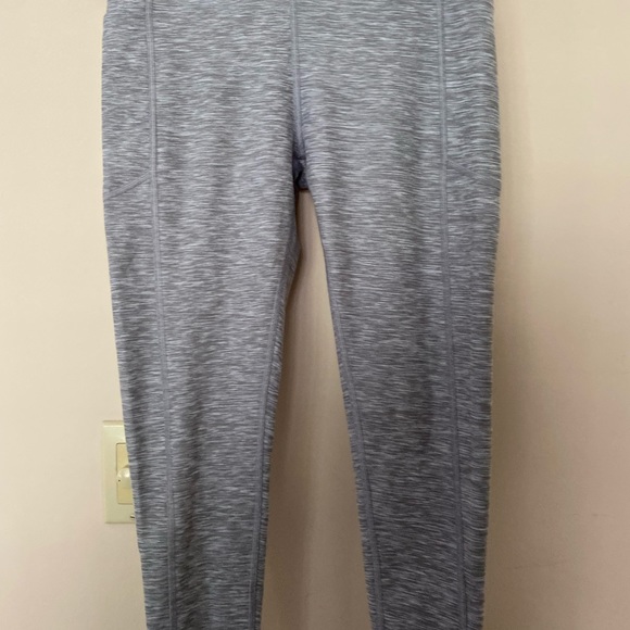 Gray Victoria secret leggings size 8 - Picture 1 of 4